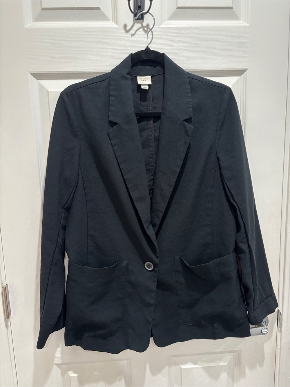 A New Day Black Blazer Lightweight Size Medium Rayon/Poly